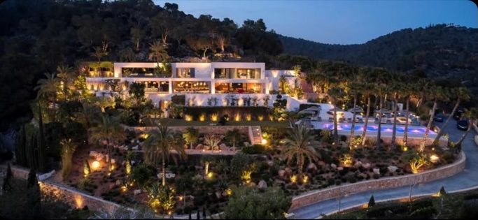 Gala Dinner + Party 21st May