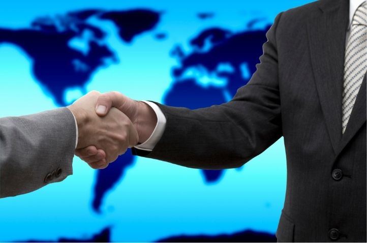 Softlanding & Incubation Programs